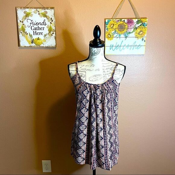 Forever 21 tank top - Picture 1 of 8